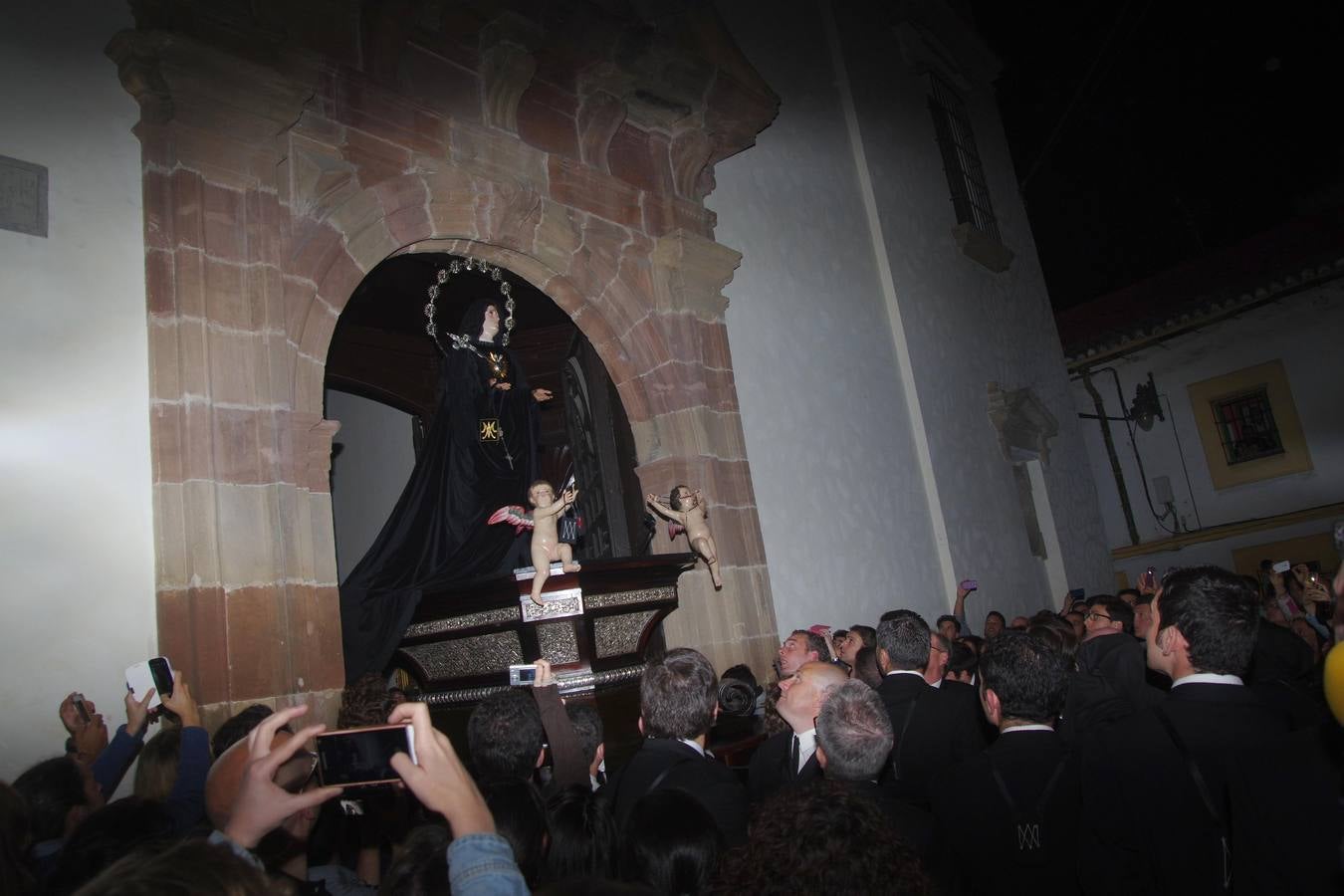 Servitas completa las procesiones del Viernes Santo