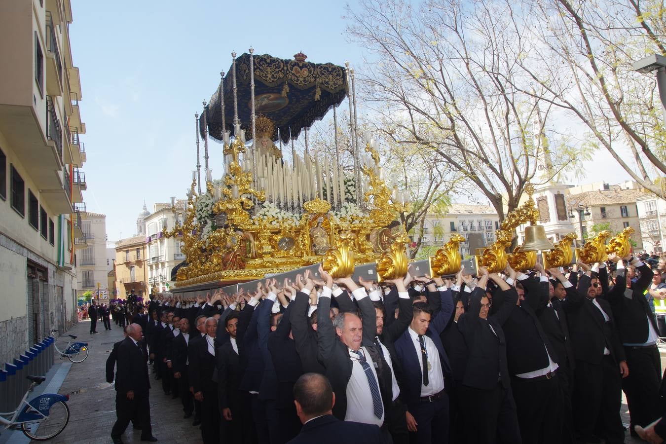 La Virgen del Amor recibe la Medalla de Oro al Mérito Policial