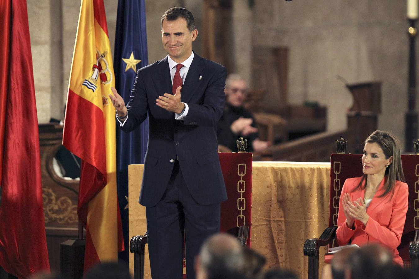 Los Príncipes de Asturias entregan el Premio Príncipe de Viana al historiador Tarsicio de Azcona