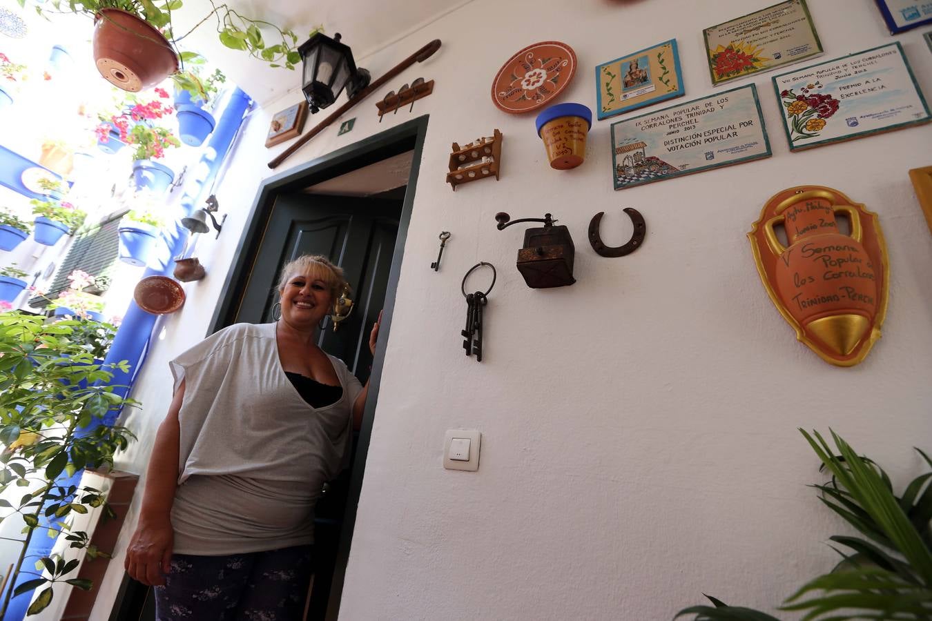 El corralón de la calle Jara tiene varios premios y los vecinos lo muestra con safisfacción.