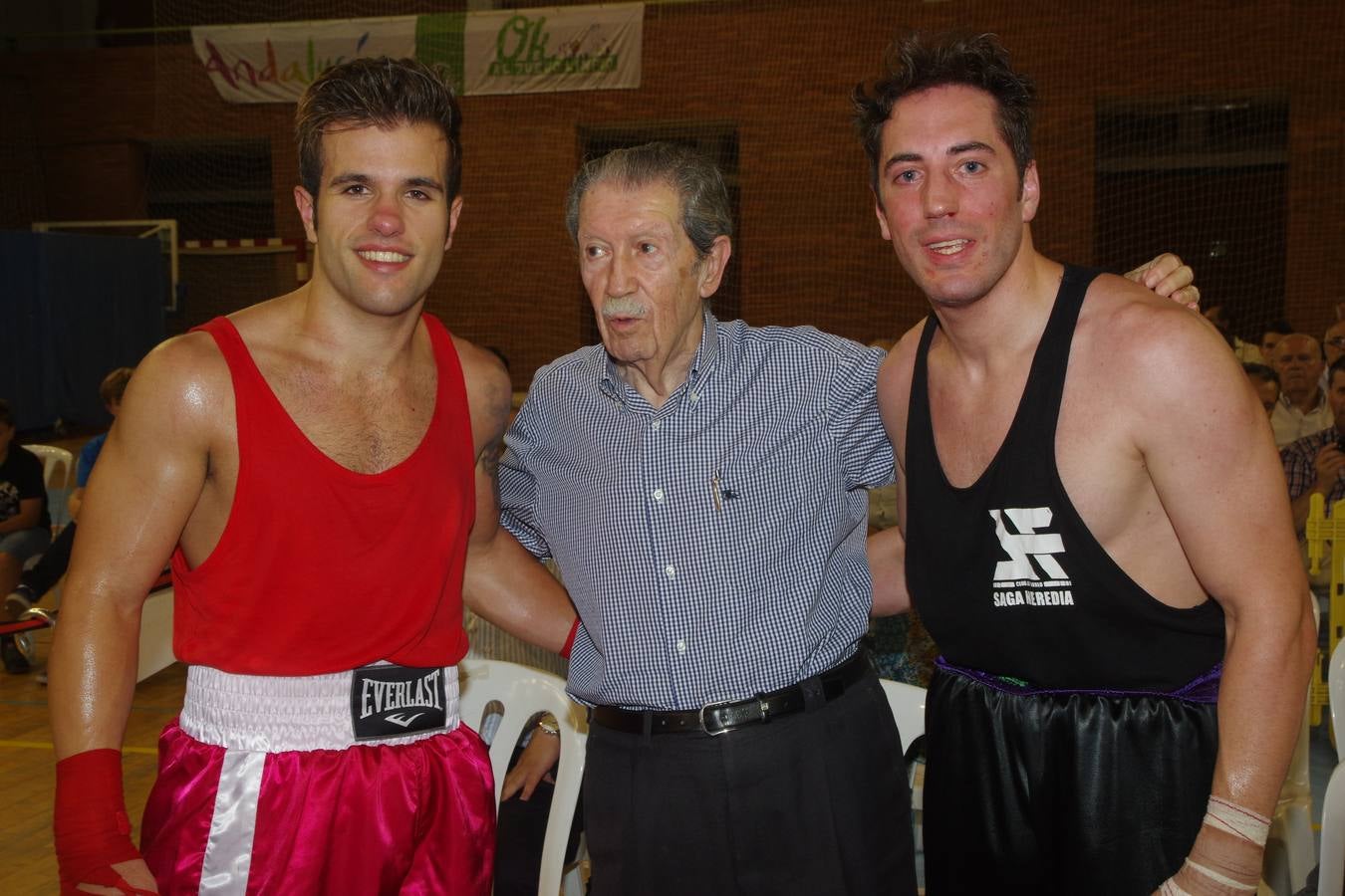 El mundo del boxeo homenajea a Manuel Alcántara