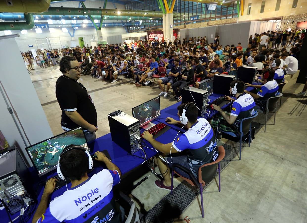 Fotos de la segunda edición de Gamepolis en Málaga