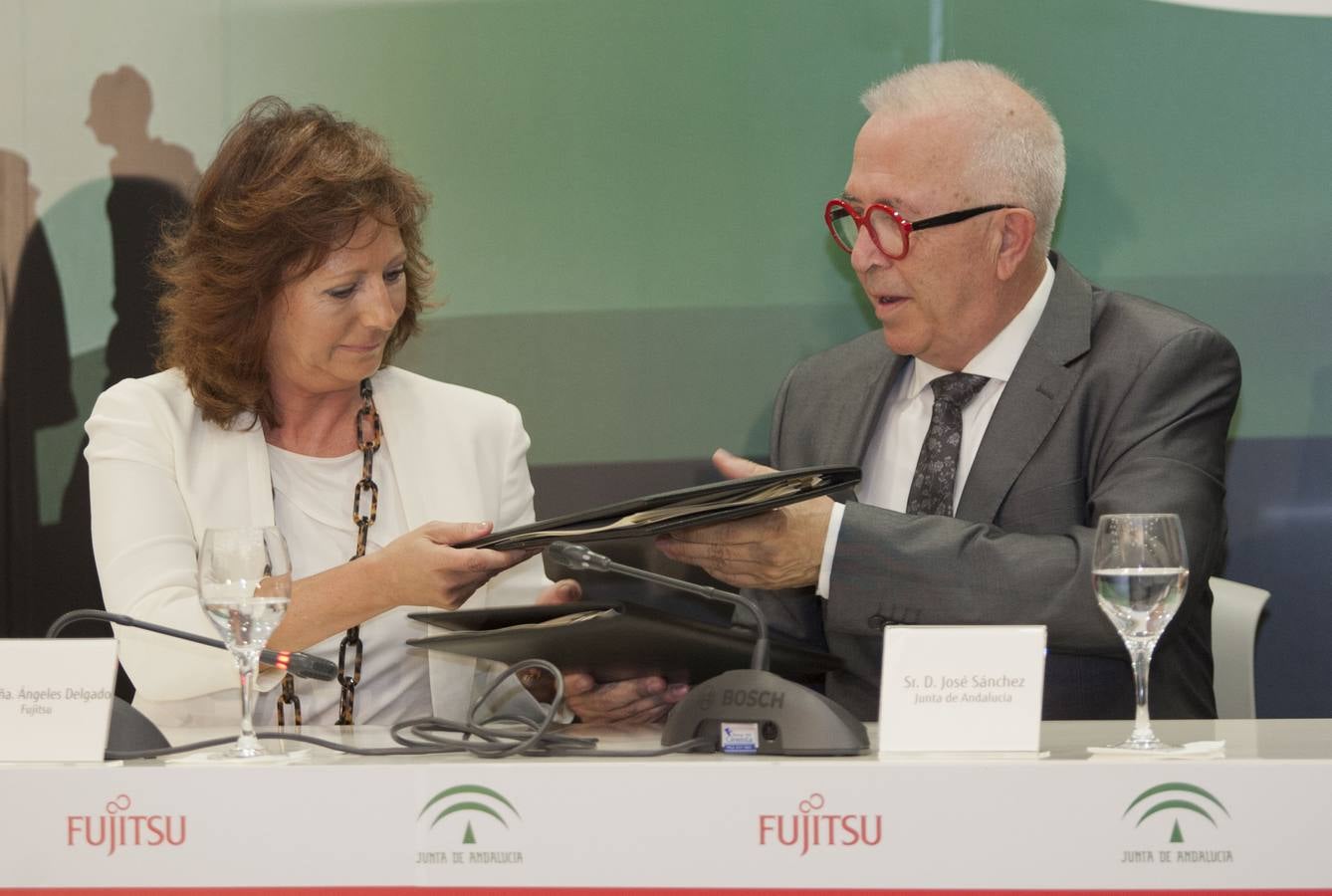 Las mejores imágenes de la visita de Susana Díaz