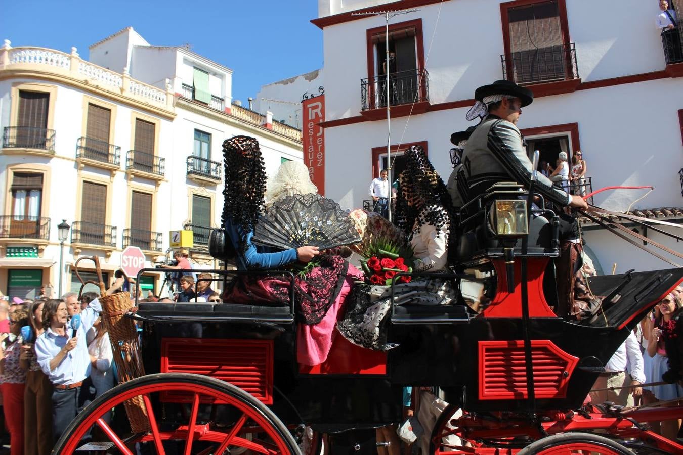 Ambiente en la goyesca de Ronda