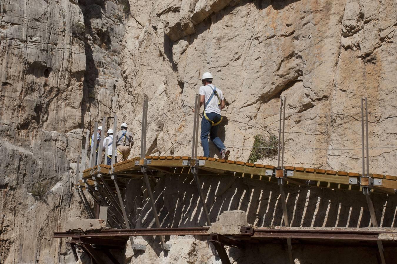 Fotos del avance de las obras en el Caminito del Rey