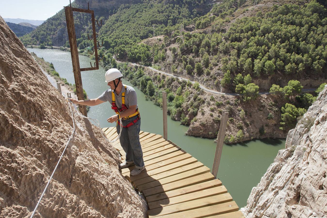 Las obras del Caminito del Rey toman forma para abrir a principios de año.