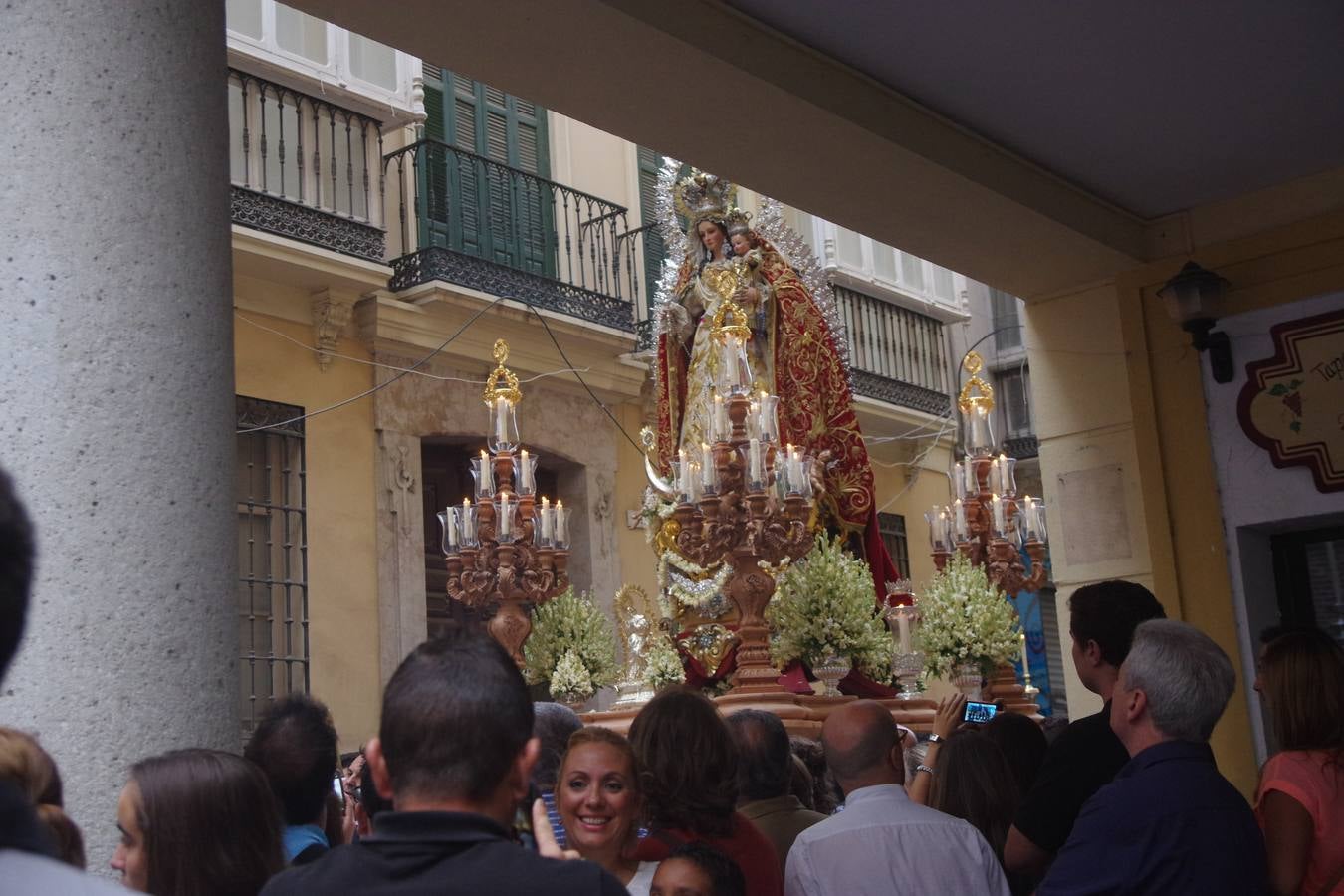 Las mejores imágenes de la procesión de la Virgen de los Remedios