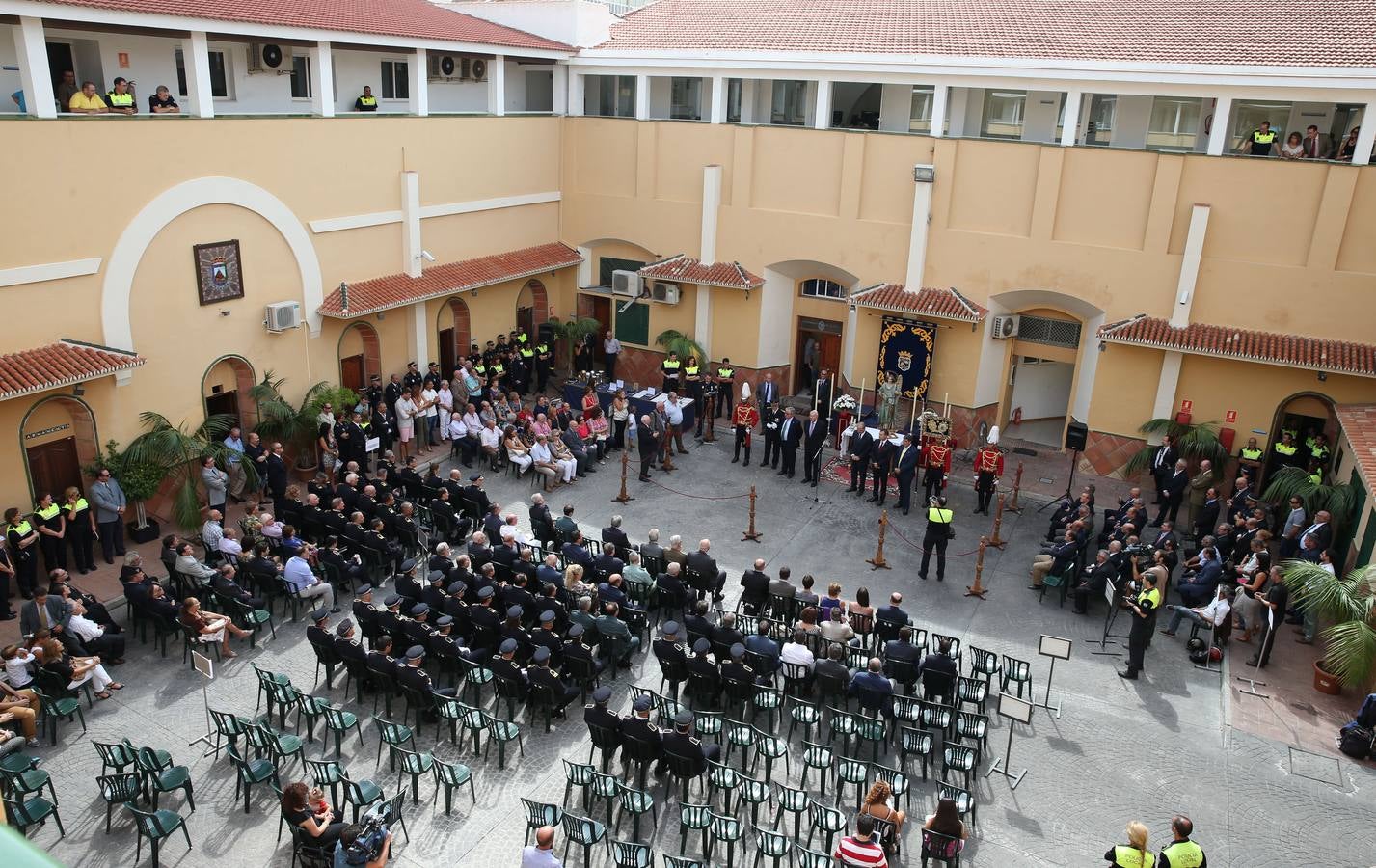 La Policía Local de Málaga celebra la festividad de su Patrón