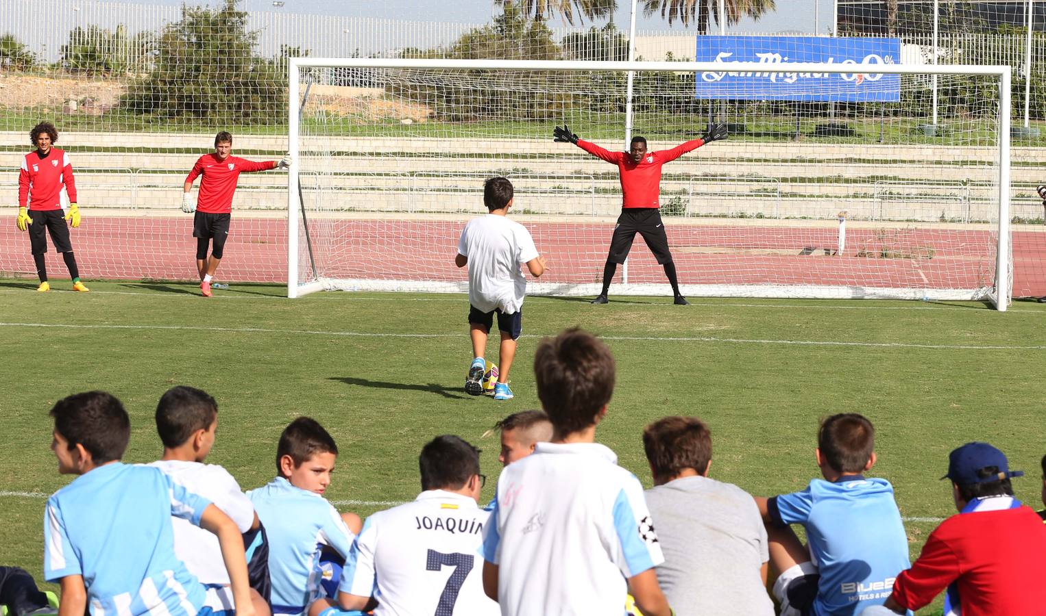 Los niños, con el Málaga