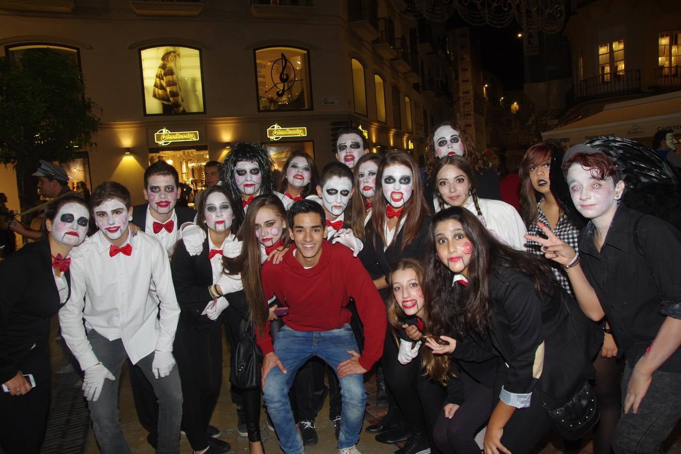 Grupos de amigos que dan miedo en Halloween