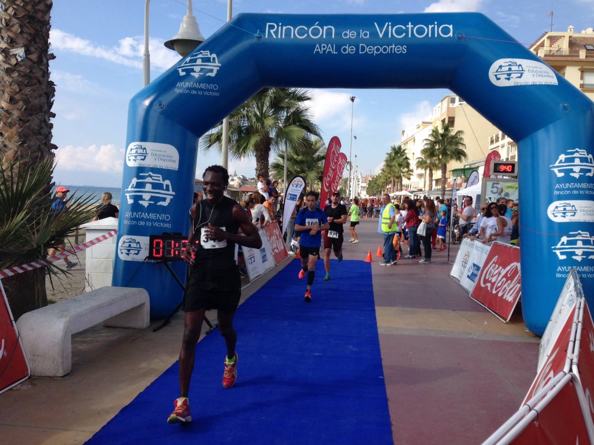 Participantes en la Media Maratón de Rincón de la Victoria