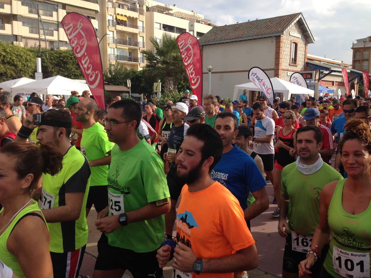 Participantes en la Media Maratón de Rincón de la Victoria