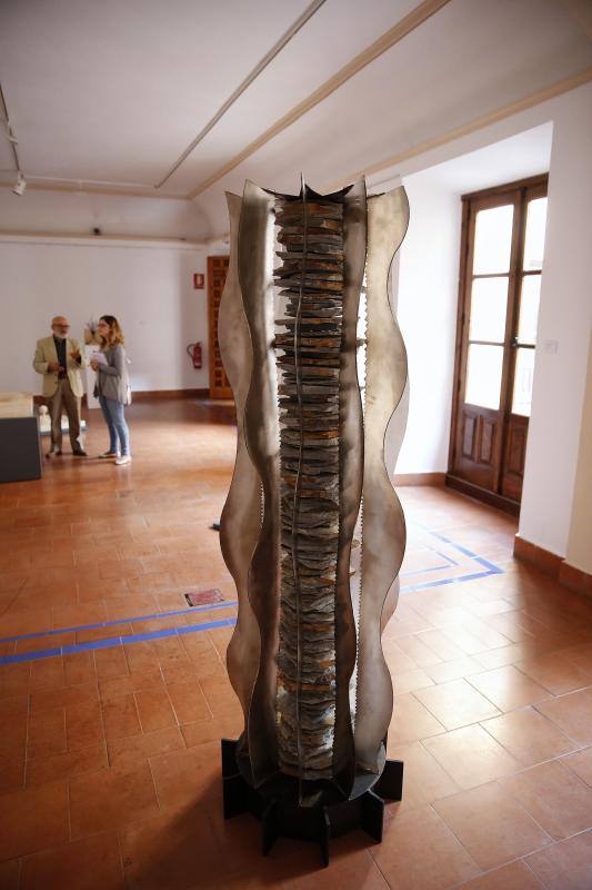 El Ateneo expone una veintena de piezas del escultor Suso de Marcos