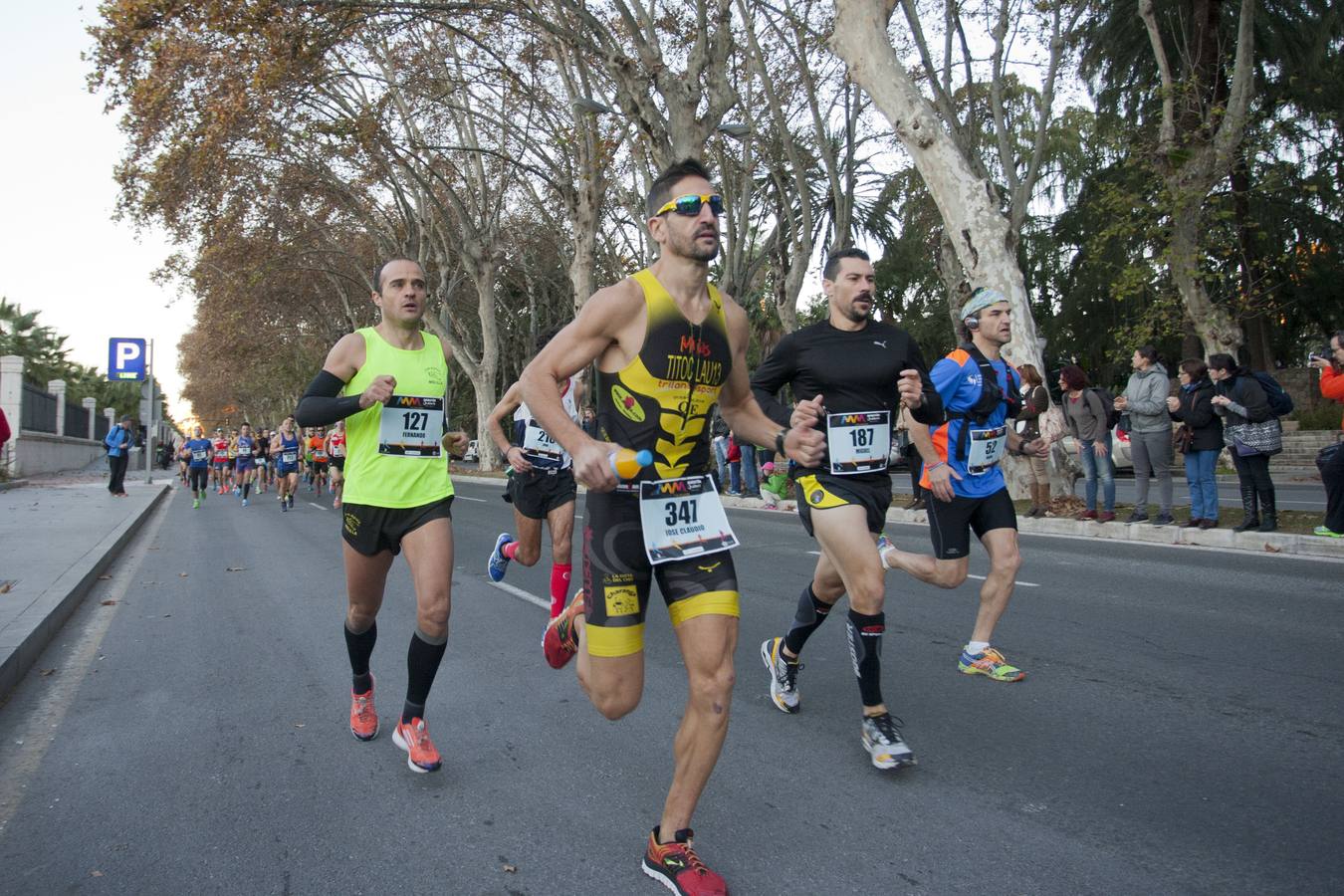 La carrera sale del Parque