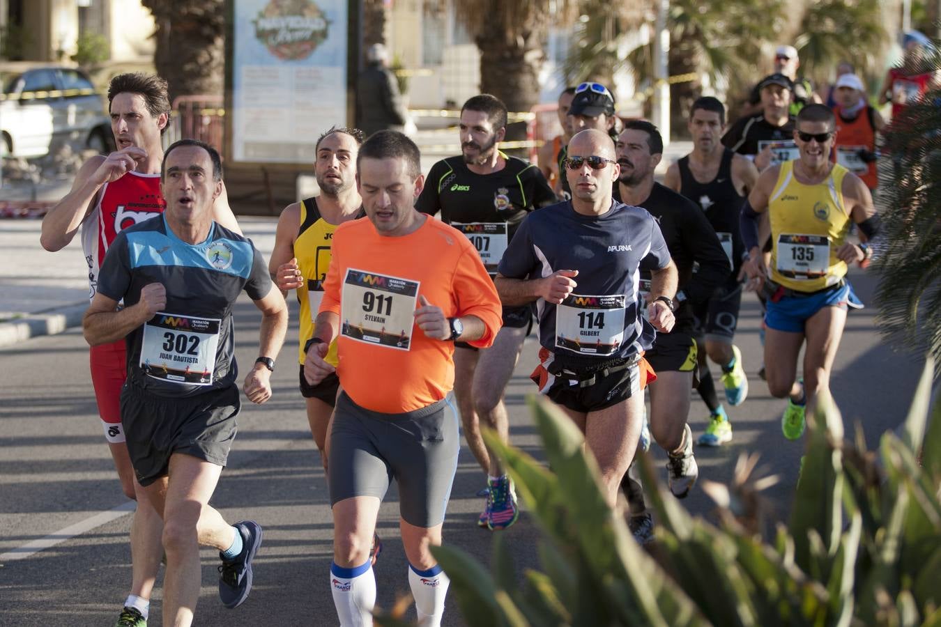 La carrera sale del Parque