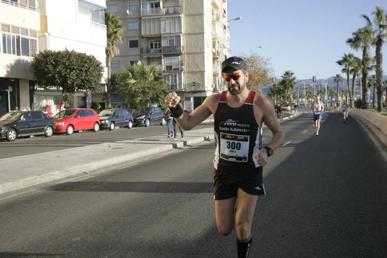 El V Maratón de Málaga a su paso por la calle Pacífico (II)