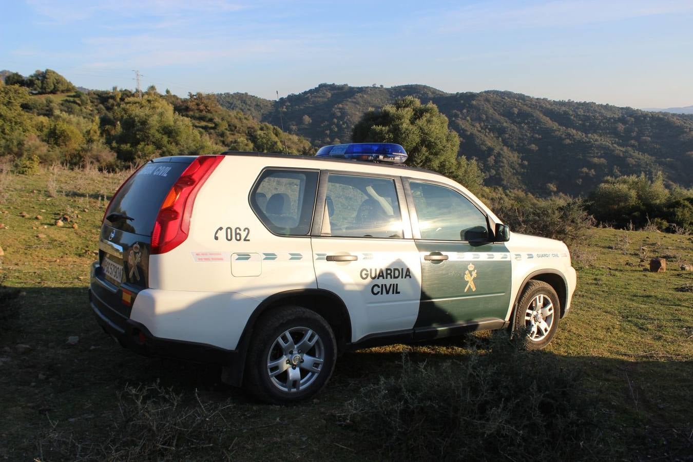 Mueren en un accidente los dos ocupantes de un helicóptero con droga durante una persecución