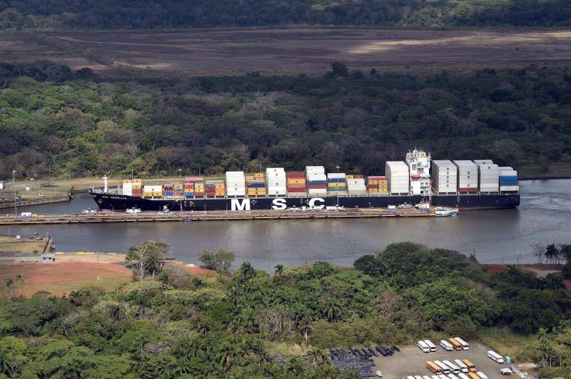 El Canal de Panamá prepara la ampliación de la zona marítima