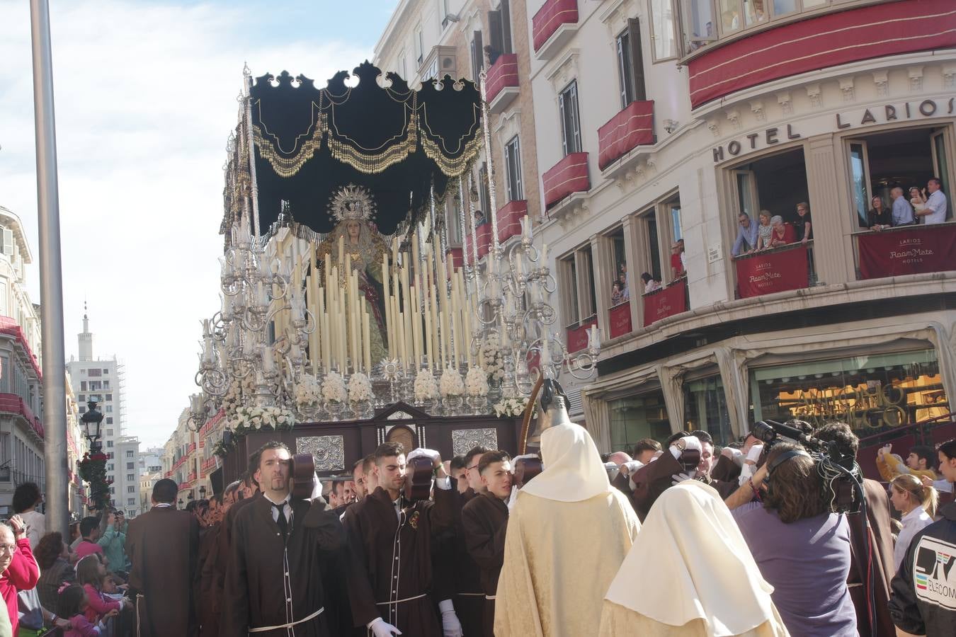 Humildad y Paciencia, por primera vez en recorrido oficial