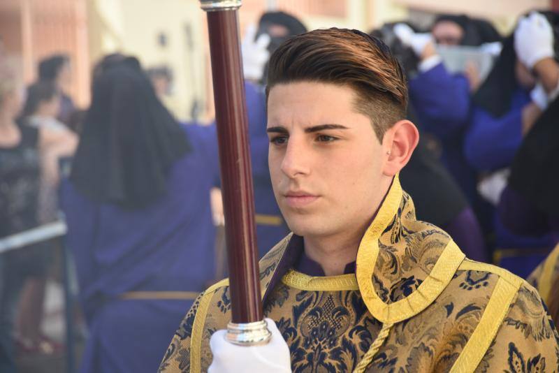 La Hermandad de Crucifixión procesiona en Málaga