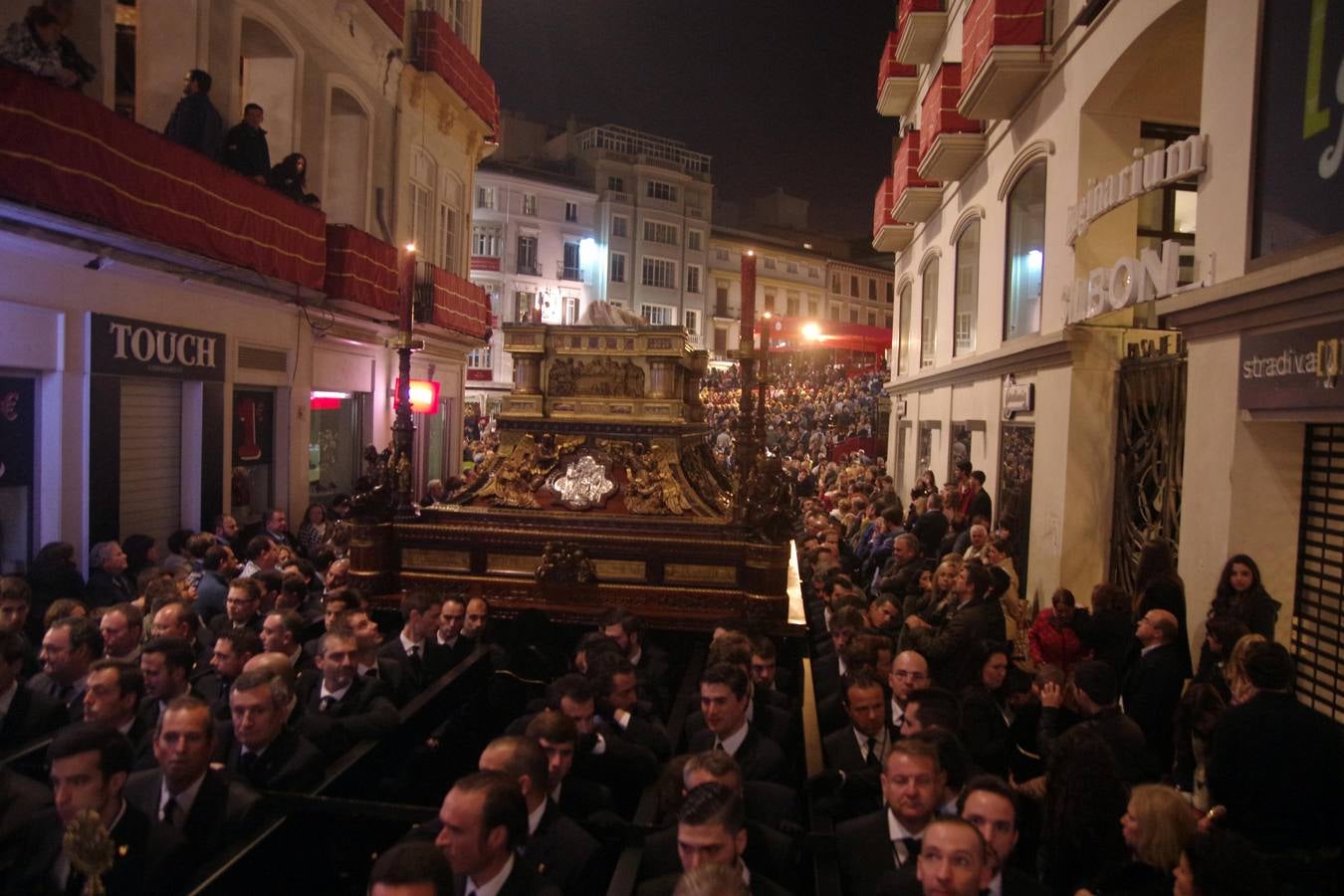 El Sepulcro, en procesión