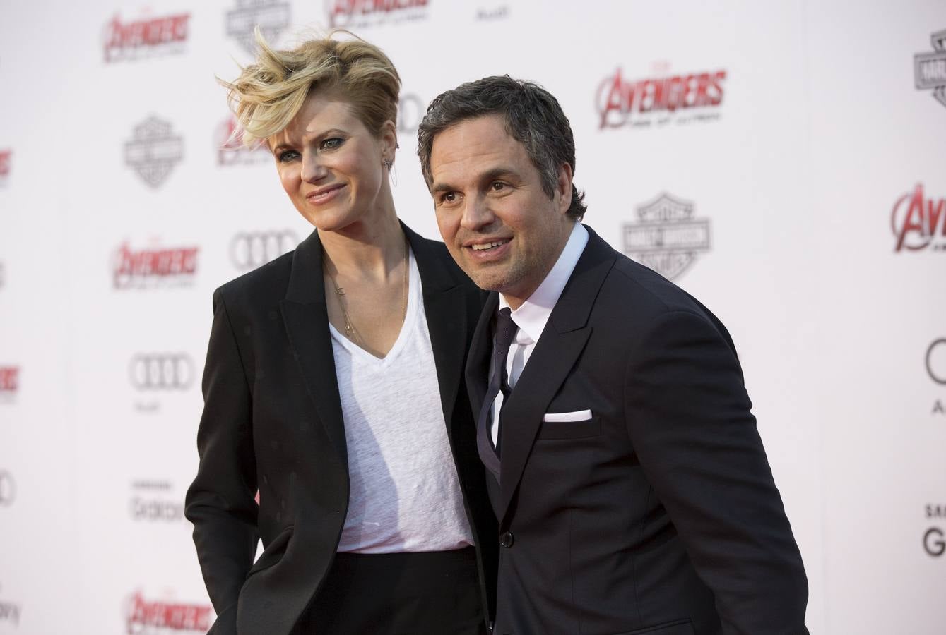 Elsa Pataky eclipsa a Scarlett Johansson en el estreno de Los Vengadores 2