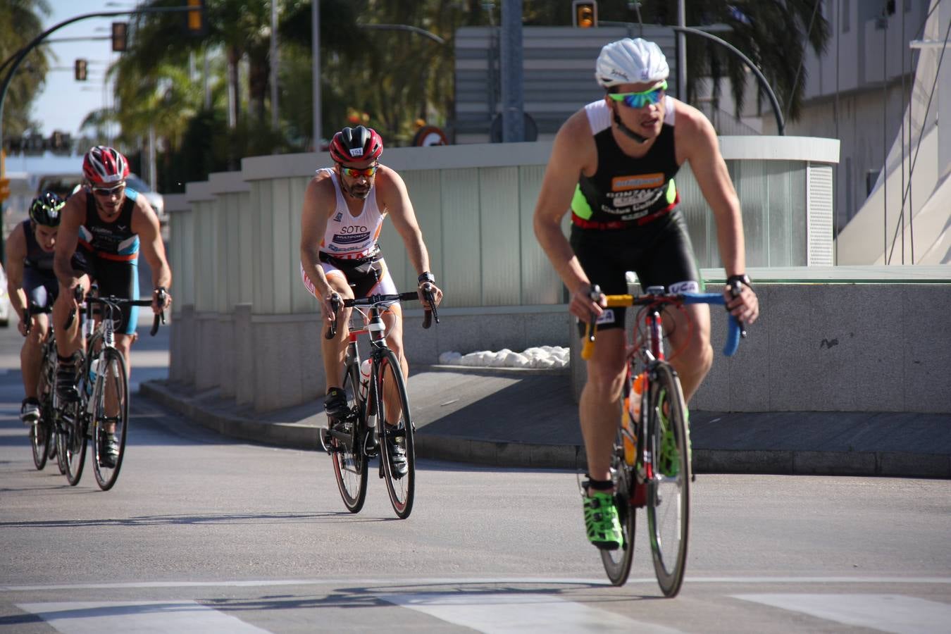 El Triatlón de Benalmádena, en imágenes