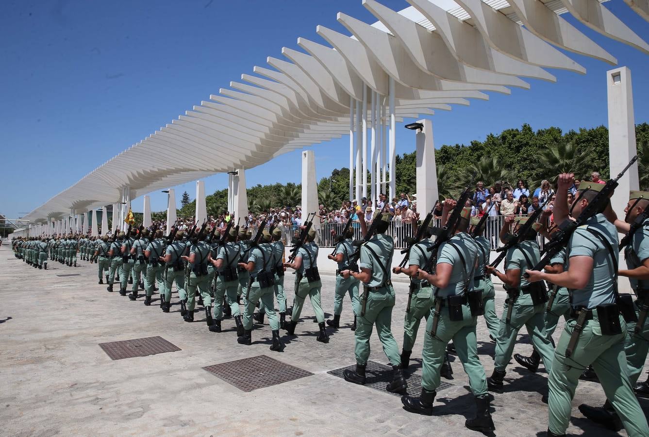 En fotos, el desfile de legionarios y militares de EEUU en el Puerto