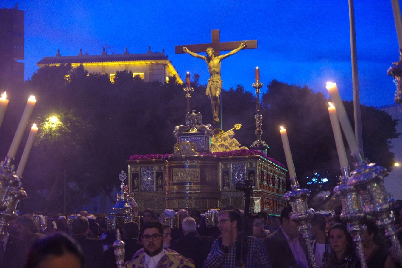 La procesión del Cristo de la Expiración, en imágenes