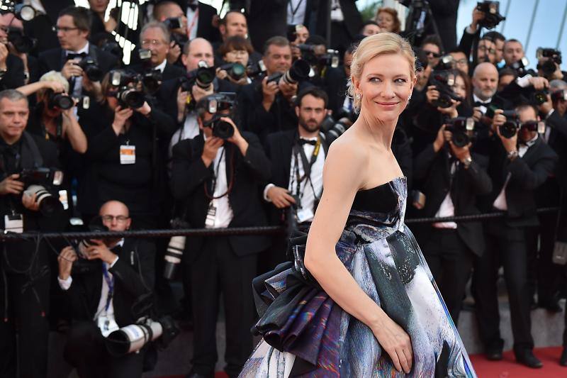 Modelos imposibles sobre la alfombra roja de Cannes