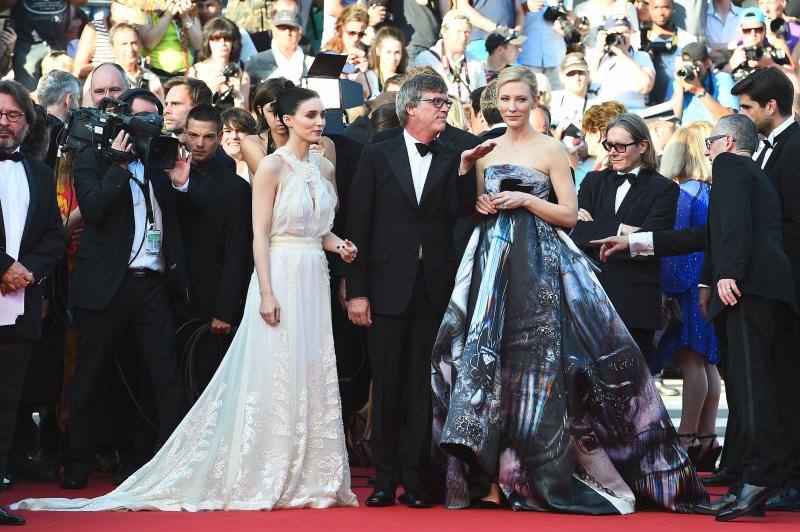 Modelos imposibles sobre la alfombra roja de Cannes