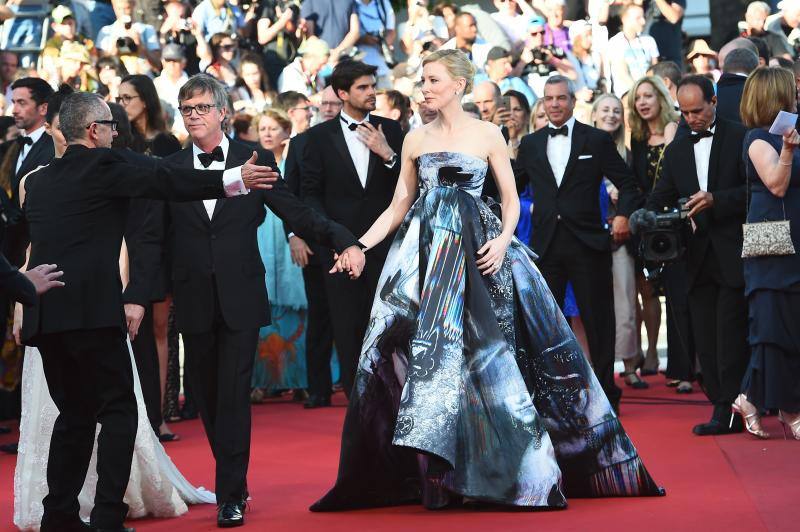 Modelos imposibles sobre la alfombra roja de Cannes