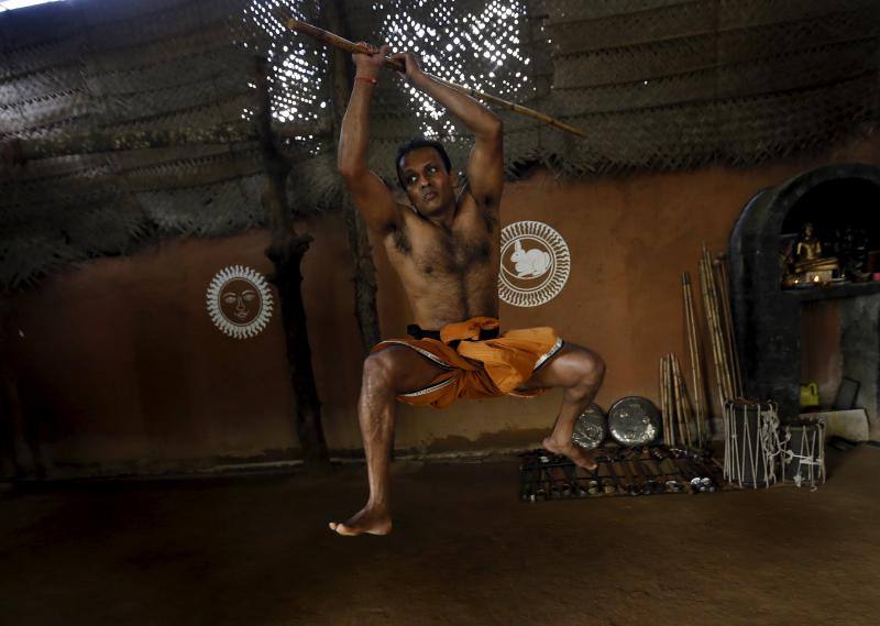 Angampora, tres generaciones de artes marciales