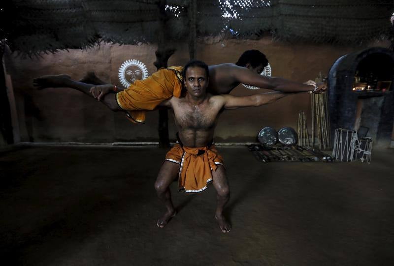 Angampora, tres generaciones de artes marciales