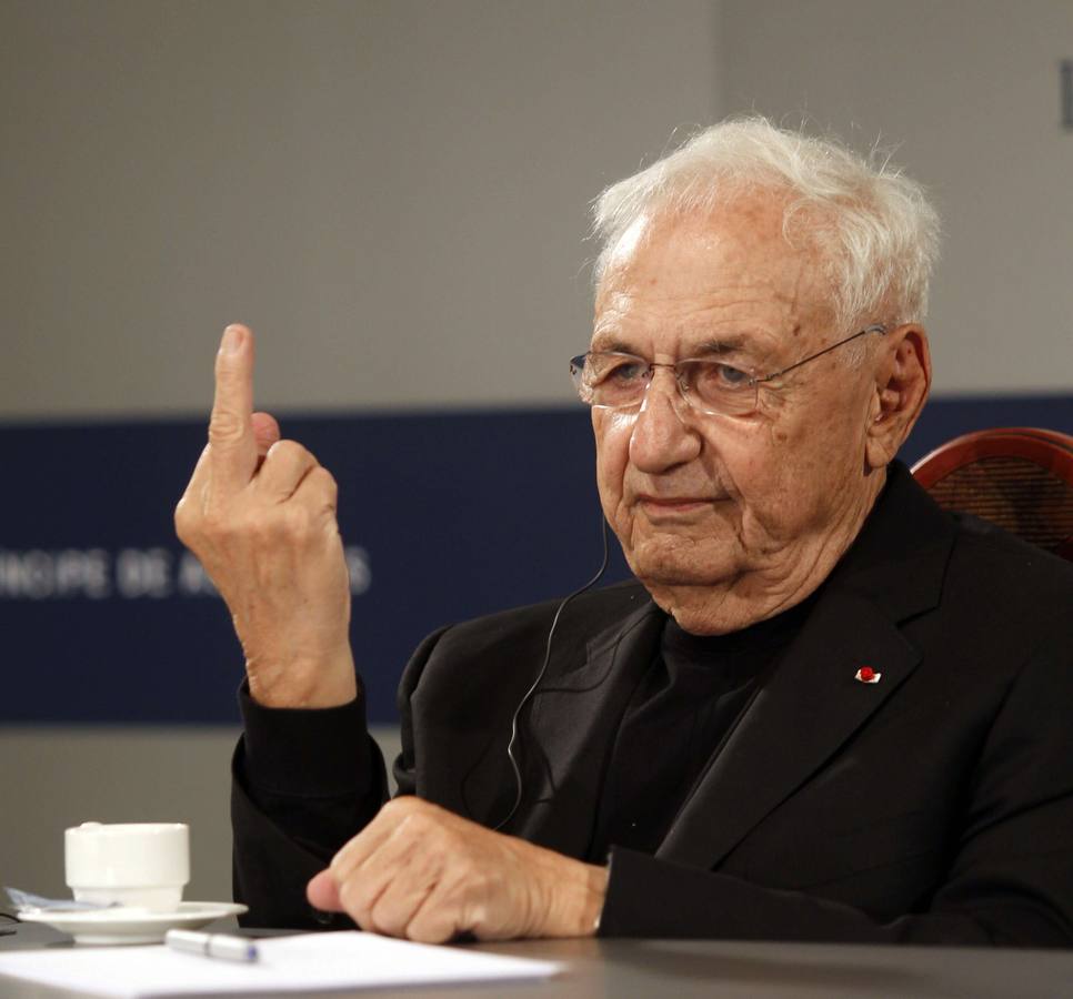 Frank Gehry. 