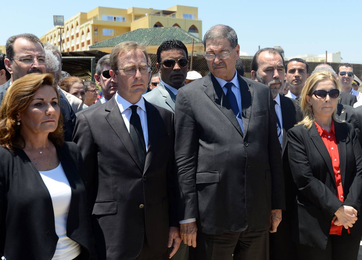 Minuto de silencio, una semana después de los atentados de Túnez