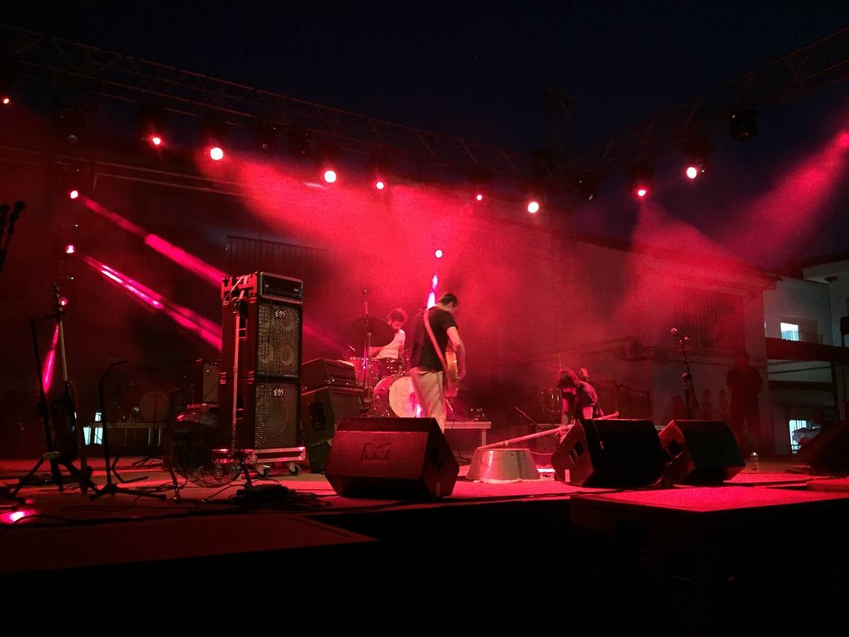 Arranca el festival de música alternativa Ojeando
