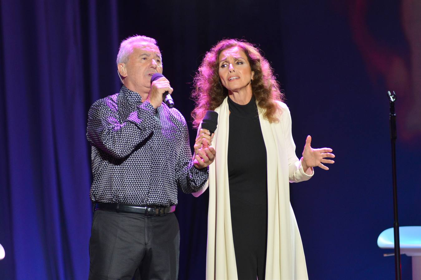 El concierto de Ana Belén y Víctor Manuel, en imágenes