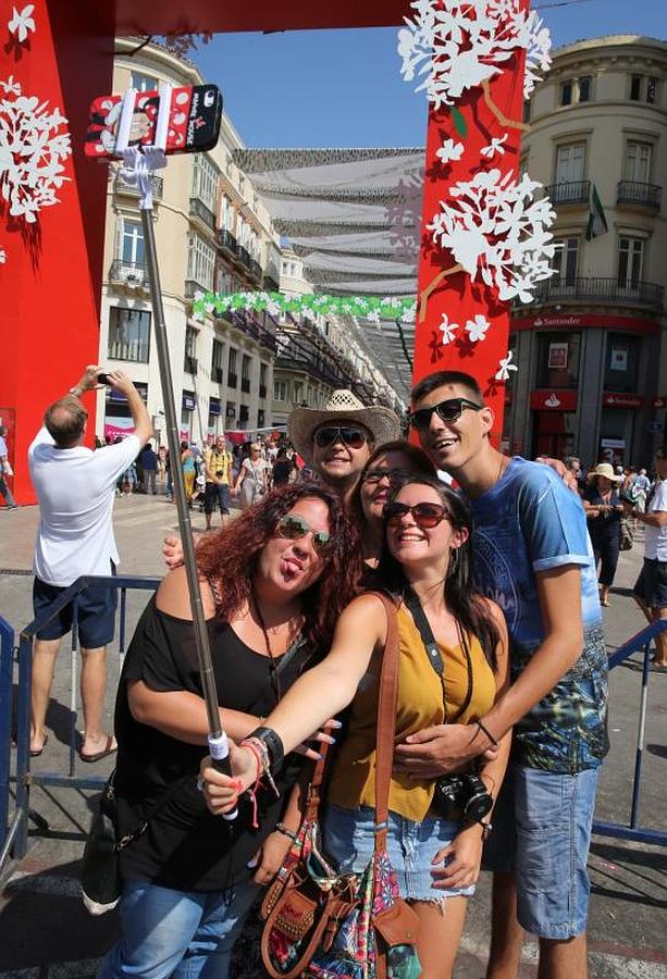 Miércoles festivo: continúa la alegría de la feria del Centro