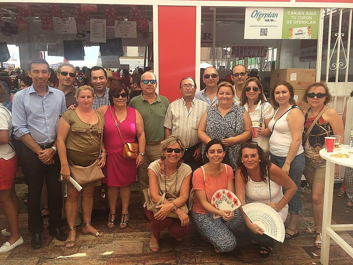 Amigos de Distrimedios y de AKIMA.