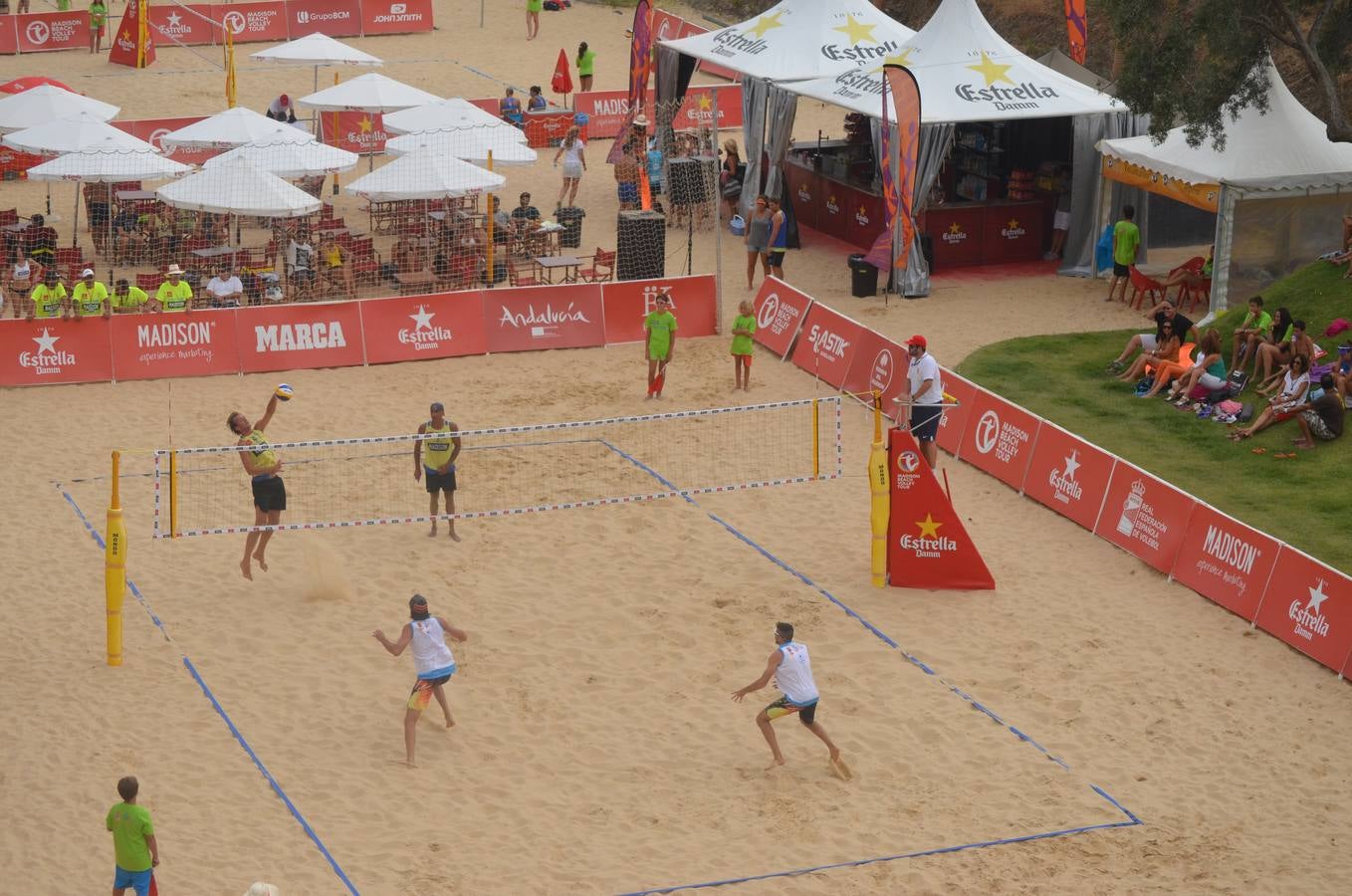 El Campeonato de España de voley-playa, en imágenes