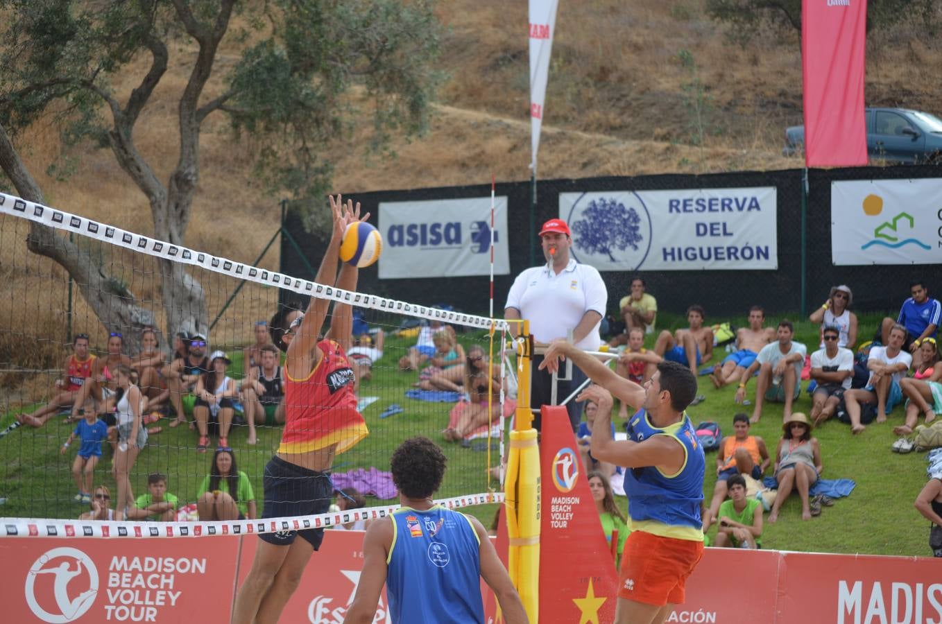 El Campeonato de España de voley-playa, en imágenes