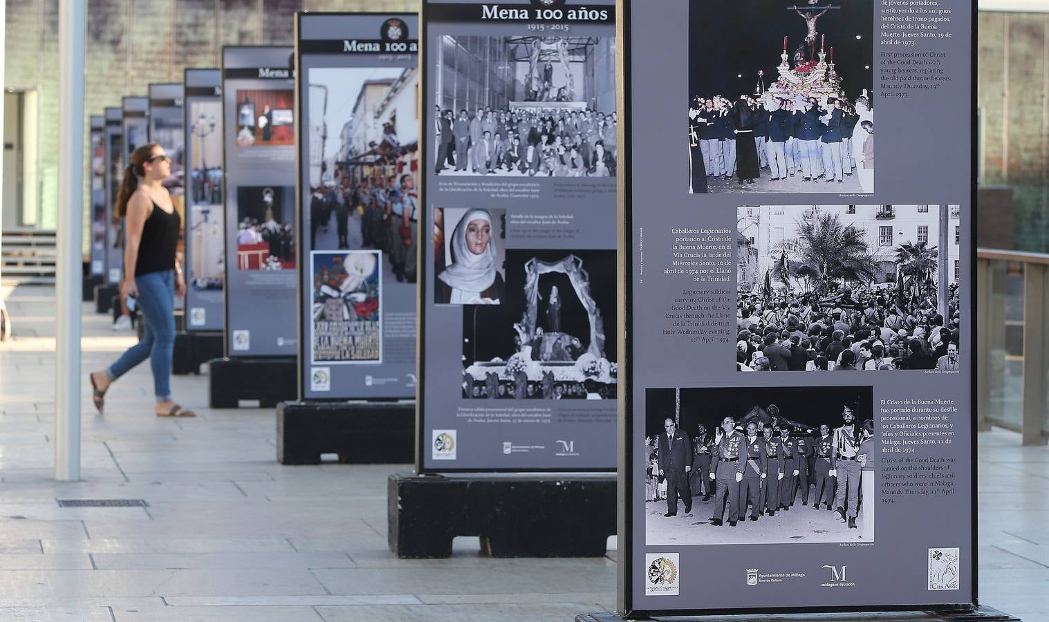 La exposición de la calle Alcazabilla que recoge el siglo de historia de Mena, en imágenes