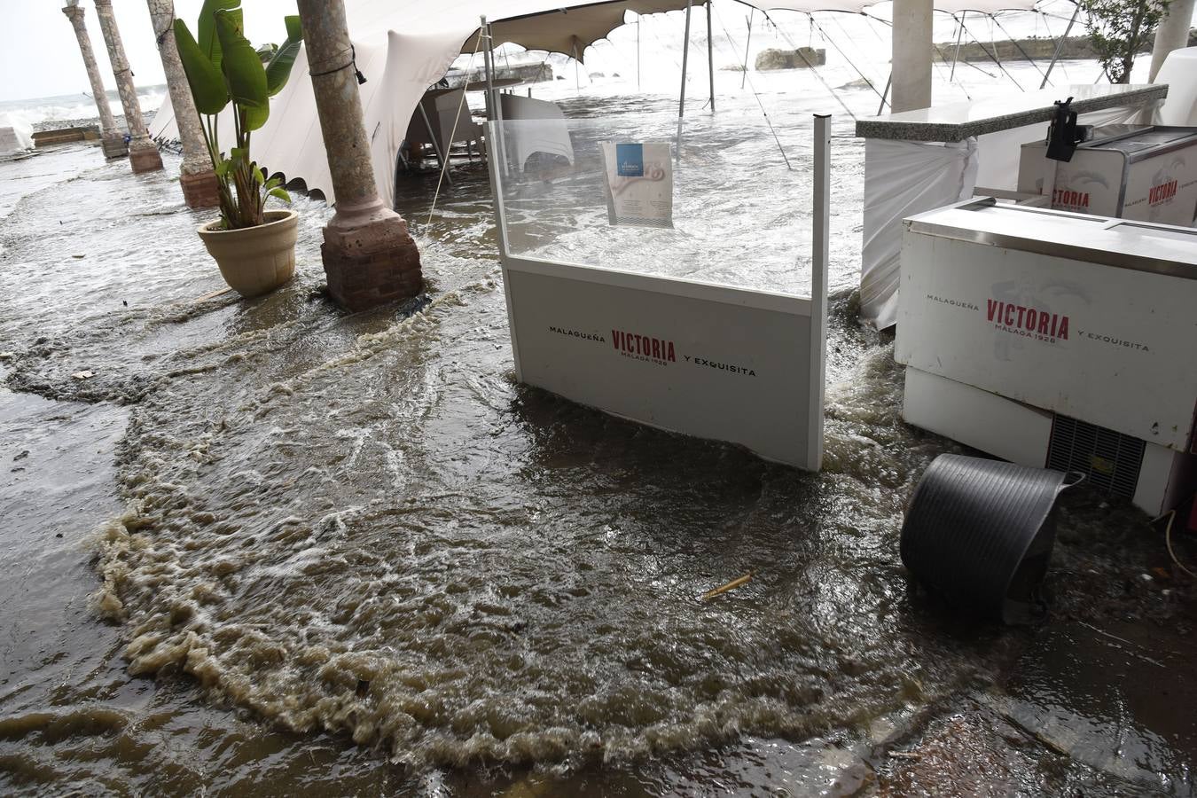Fotos del temporal de este domingo en Málaga capital