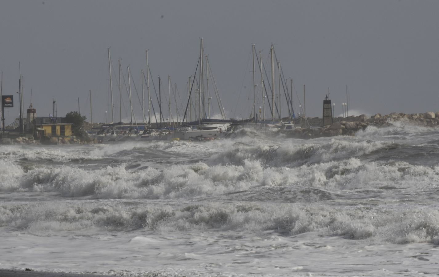 Fotos del temporal de este domingo en Málaga capital