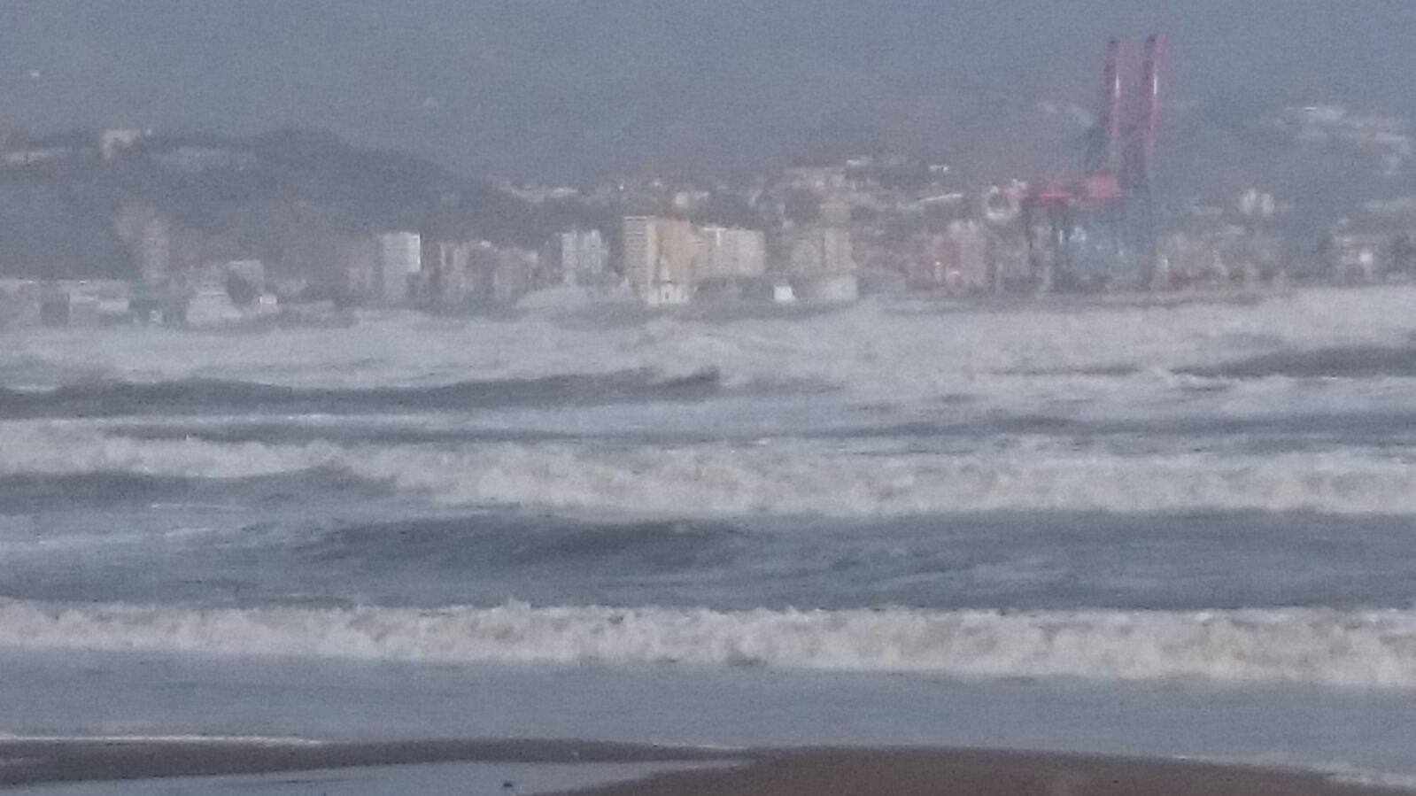 Final del paseo marítimo de Antonio banderas, antes de Sacaba. 