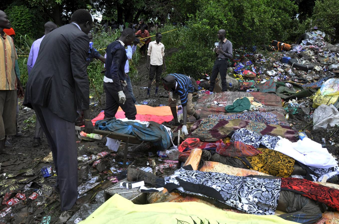 Al menos 40 muertos al estrellarse un avión tras despegar de Sudán