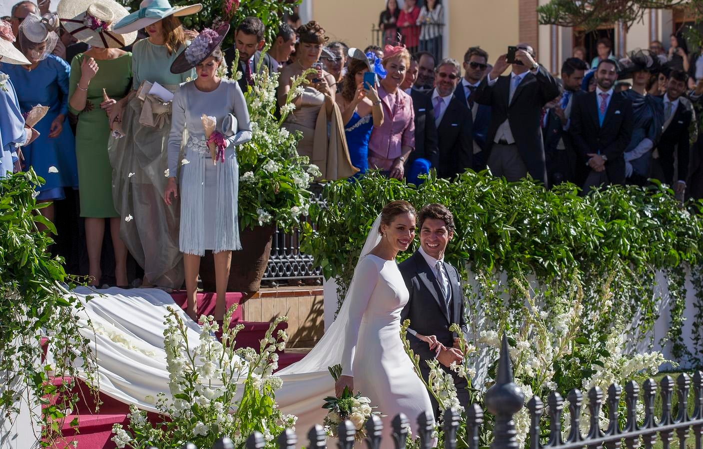 La boda de Cayetano Rivera y Eva González, en imágenes