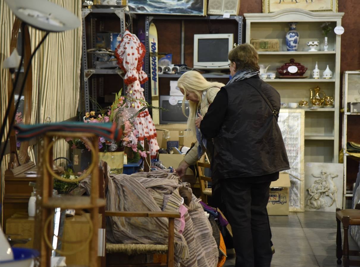 Fotos de la inauguración del Rastrillo de Nuevo Futuro