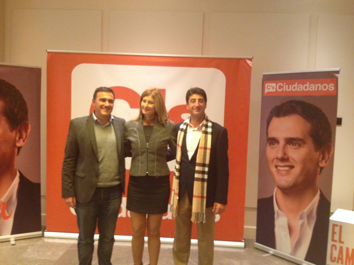 Irene Rivera, esta noche en la sede de su partido